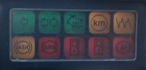 Kontrolki świetlne deski rozdzielczej IRISBUS, KAROSA, AXER, RECREO kierunkowskazy, silnik, ABS, ASR, drzwi przednie i tylne, hamulec