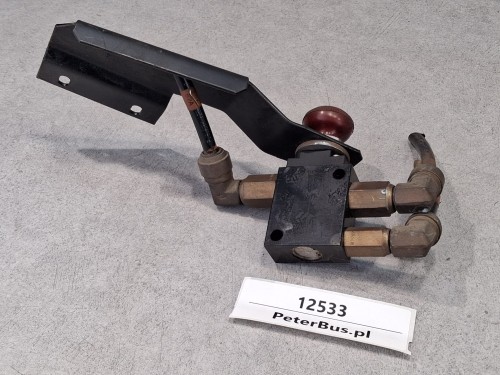 13533, Zawór otwierania i zamykania drzwi IRISBUS AXER, NORGREN SPGB31770  (8).jpeg
