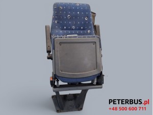 Fotel pilota, NEOPLAN, składane siedzisko, dwa podłokietniki, pas bezpieczeństwa, mocowany do tylnej ścianki za fotelem, używany, sprawny