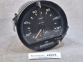 22678, Tachograf analogowy Siemens VDO typ 1318.24, na kluczyk, okrągły, rok produkcji 2003, zasilanie 24V, z zegarkiem czasu, V max 125 kmh (7).jpg