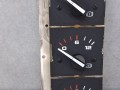 22288, Trzy zegary pionowe, wskaźniki SETRA S315 HD, oryginał KASSBOHRER VDO wskaźniki ciśnienia układu pneumatycznego, lampki kontrolek informacyjnych i ostrzegawczych, prawa strona deski, nr 992 (4).jpg