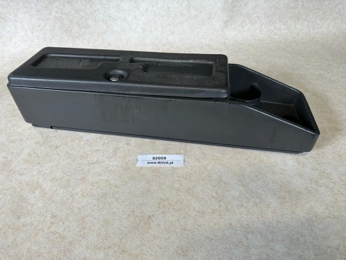 02059, Półka, schowek pod szybą kierowcy autobusu BOVA Futura EURO 3 (3).jpeg