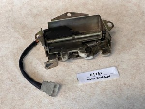 Zamek klapy bagażowej RENAULT Iliade zamykany centralnie, elektrycznie