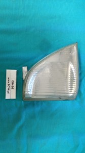 Zaślepka PRAWA boczna reflektora przód Mercedes Teamstar