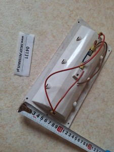 Lampa oświetlenia wewnętrznego, nad korytarzem autobusu BOVA Futura EURO 3, wymiary 25 cm x 13 cm