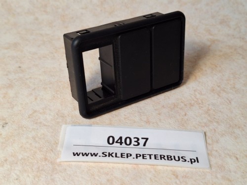 04037, Zaślepka otworu na przyciski na desce rozdzielczej autobusu BOVA Futura EURO 3, FHD - FLD, wraz z ramką mocującą (4).jpeg