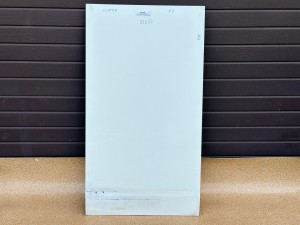 Klapa boczna RENAULT ILIADE, wymiary 67 x 123 cm, za drzwiami tylnymi, klapa sypialni