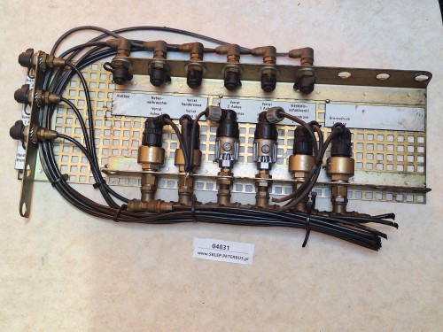 04831, Tablica układu pneumatycznego, zestaw 15 przyłączy do podania powietrza (14).jpeg