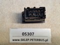 05307, Klawisz, przycisk sterownia rolet przeciwsłonecznych szyby przedniej autobusu, nr 1521.56 (1).jpg