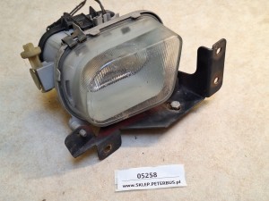 Lampa przeciwmgłowa, reflektor przeciwmgłowy LEWY, BOSCH 0 305 059 001, obudowa nr 1 305 219 061,  ramka montażowa nr LE 93 A18