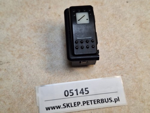 05145, Klawisz, przycisk, włącznik zasilania na pulpicie autobusu BOVA FHD, FLD EURO 3  (5).jpg