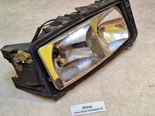 05542, Lampa przód, reflektor RENAULT ILIADE, bez kierunkowskazu, brak klosza, uszkodzona (8).jpg