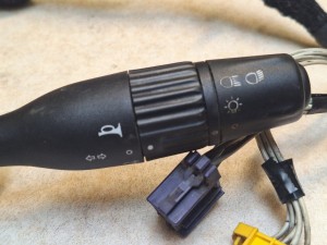 Manetka przy kierownicy, przełącznik świateł i kierunkowskazów, klakson, RENAULT ILIADE, JAEGER