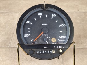 Tachograf analogowy RENAULT ILIADE, KIENZLE VDO typ 1318.24-09 