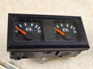 Zestaw zegarów, wskaźników MERCEDES O550 Integro, dwa zegary, wskaźnik ciśnienia powietrza, układu pneumatycznego, nr x10-110-981-003