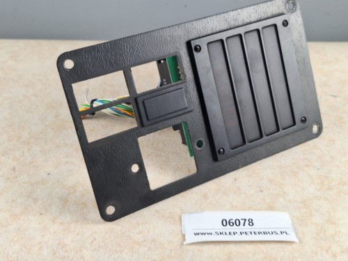 06078, Wyświetlacz pulpitu VOLVO, panel kontrolek informacyjnych, ostrzegawczych nr 3031291, R0A 119 8019, R04 9635 2472 (7).jpg