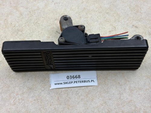 03668, Elektroniczny pedał gazu Williams Control (4).jpeg