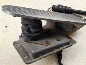 Potencjometr gazu, czujnik pozycji pedału gazu BOSCH, BOVA FUTURA EURO 3, FHD, FLD, wraz z pedałem gazu; nr 261 071, 190 100302 