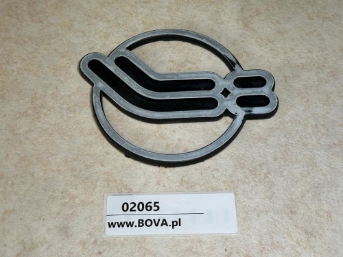 02065, Logo, znaczek, emblemat IRIZAR, przód autobusu (2).jpeg