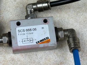 Przełącznik obiegu, zawór CAMOZZI nr scs-668-06 