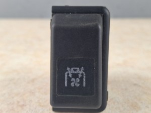 Klawisz, przycisk, włącznik nawiewów SETRA S315, nr 333018, 4 PINy 