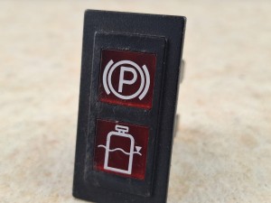 Kontrolka deski rozdzielczej hamulec, poziom płynu, nr 511 503, 4 PINy