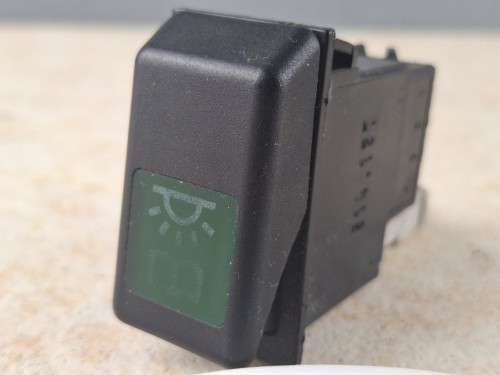 06461, Przycisk, klawisz, włącznik oświetlenia nad fotelami SETRA S 315 nr 514.137  (5).jpg