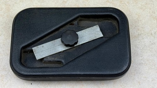 10602, Osłona BOVA Futura przy schodach przednich, przy drzwich (3).jpeg