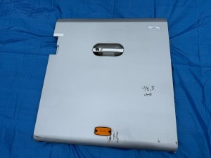 Klapa boczna kufra bagażowego BOVA Magiq EURO 2, wymiary  szer. 98,5 cm x 109 cm wysokości