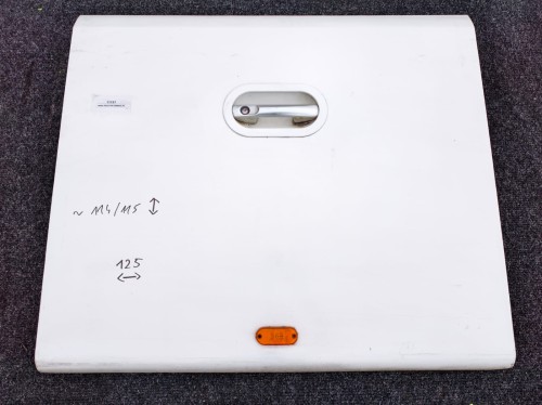 11197, Klapa boczna kufra bagażowego - SYPIALNIA - BOVA Magiq EURO 2, wymiary  szer. 125 x 114 cm wysokości (5).jpeg