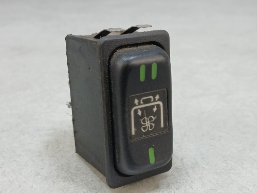 08836, Klawisz, przycisk, włącznik wyciągu, wiatraków, wentylatorów Mercedes O550 Integro nr 611 540 00 66, 6 PINów   (5).jpg