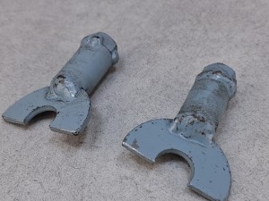 Motylki mocujące rozdzielnię elektryczną MAN REGIO