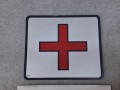 08996, Naklejka czerwony krzyż, symbol apteczki, oryginał MAN REGIO, wymiary 70 mm x 70 mm (3).jpg