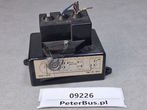 09226, Gniazdo MANNESMAN KIENZLE C4 13101314, UB-10-30V, Jednostka sterująca VDO typ 2156.70 00 00 00, MAN  (6).jpg