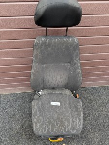 ISRI Fotel kierowcy autobusu, pneumatyczny, niskie oparcie, zagłówek, regulacja wysokości oraz przód tył 