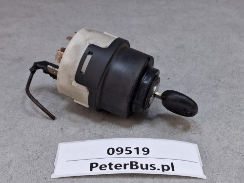09519, Stacyjka zapłonu autobusu BOVA Futura EURO 3 wraz z kluczykiem (2).jpg