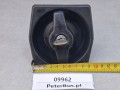 09962, Klamka, pokrętło klamki drzwi autobusu, wymiary  10 x 9 cm, z kluczykiem (8).jpg