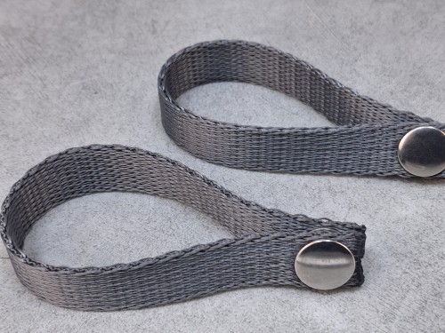 20027, Zapinki, obejmy, uchwyty do zasłon autobusowych - POJEDYNCZE - na jedną zasłonę, kolor szary (7).jpg