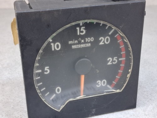 20954, Obrotomierz IRISBUS Axer, MOTOMETER nr 710.330.1002, MFA-10 (7).jpg