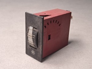 Potencjometr, pokrętło oświetlenia deski rozdzielczej MAN nr 81.25907.0225, SEUFFER 