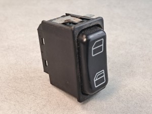 Przycisk, klawisz, włącznik deski rozdzielczej MERCEDES O550 Integro, nr  611 540 00 66, podnoszenie i opuszczanie szyby bocznej  kierowcy,  8 PINów