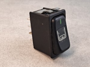 Klawisz, przycisk, włącznik oświetlenia nad kierowcą Mercedes O550 Integro nr 611 540 00 66, 8 PINów 