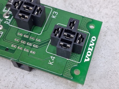 20443, VOLVO 70376609 - skrzynka, płytka bezpieczników do autobusu VOLVO 8700 - NOWA - PCB MODULE4 nr 70376609, WE71820 (11).jpg