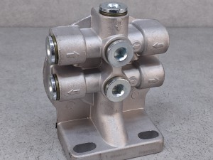 Mocowanie, obudowa, pokrywa, podstawa  filtra paliwa VOLVO DT 2.12291, nr 770672201, nr 003HA10 - NOWA -  