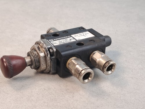 20172, Zawór otwierania i zamykania drzwi IRISBUS AXER, NORGREN SPGB31770   (5).jpg