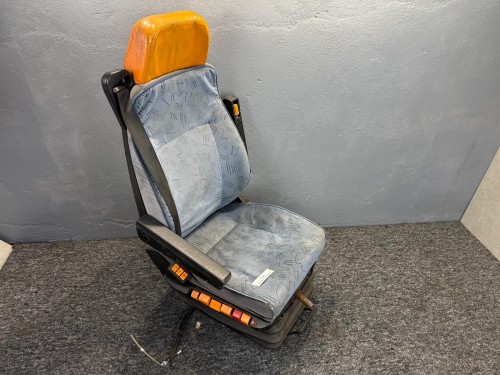 11753, ISRI Fotel kierowcy autobusu MAN, NEOPLAN, dwa podłokietniki (19).jpeg