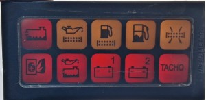 Wyświetlacz IRISBUS AXER, kontrolki ostrzegawcze pulpitu, 10 kontrolek, paliwo, ładowanie