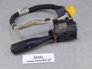 Przełącznik zespolony pod kierownicą, światła, kierunkowskazy, klakson nr 500183834434, JAEGER