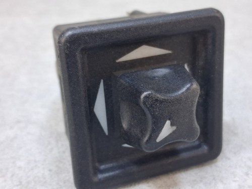 21373, Pokrętło sterowania, regulacji lusterek elektrycznych, zewnętrznych  9 PINów, 24V  (4).jpg