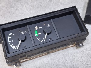 Zestaw zegarów, 2 zegary MAN 81.27202.6094, VDO 110.801/010/008, ciśnienie oleju, temperatura cieczy 